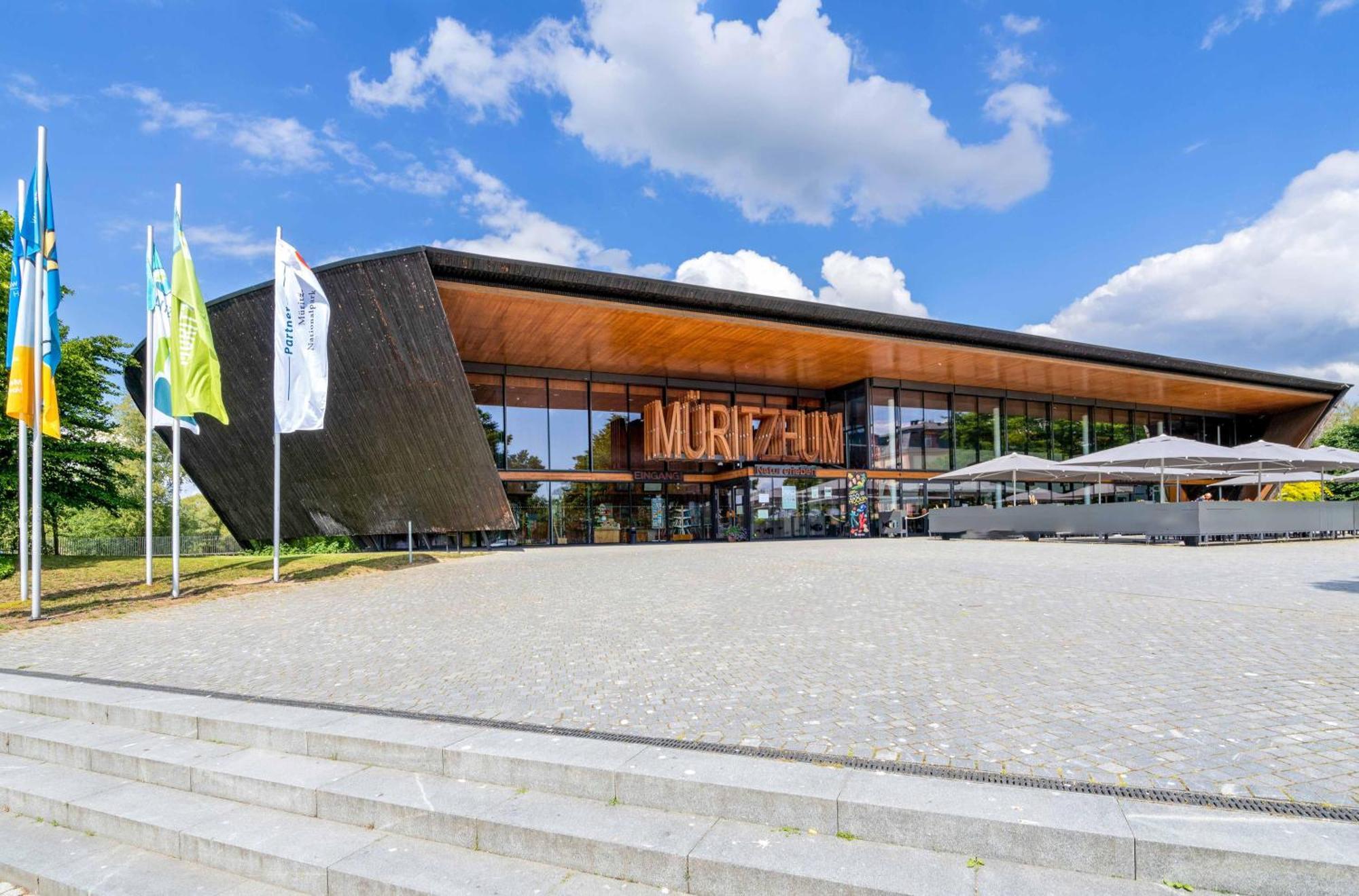 Ferienwohnungen Am Mueritzer Hafen Waren  Exterior photo